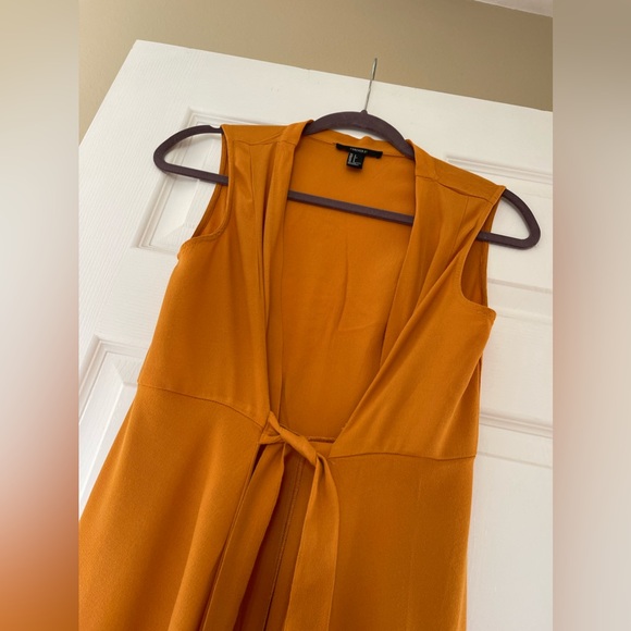 Maxi dress with the tie - Picture 2 of 7